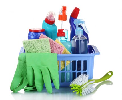 Deep cleaning a bathroom during end of tenancy cleaning in Brent